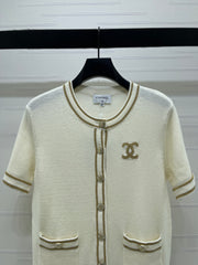 Gold-trimmed Crew Neck Knitted Short-Sleeve Cardigan