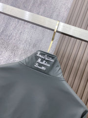 Stand-up collar jacket