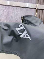 Stand-up collar jacket