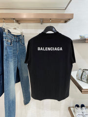 Short-sleeved crew neck T-shirt