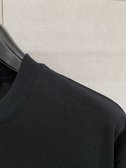 Short-sleeved crew neck T-shirt