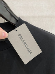 Short-sleeved crew neck T-shirt