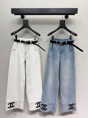 Straight-leg wide-leg jeans