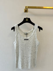 Color-blocked V-neck knit vest