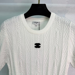 Embroidered Knit Short-Sleeve T-Shirt