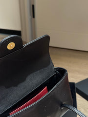 Long shoulder strap underarm bag