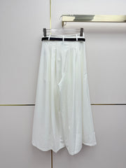 Pleated wide-leg pants