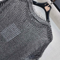 Raw-edged short-sleeved knit top
