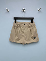Triangle-Logo Shorts