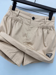 Triangle-Logo Shorts
