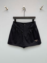 Triangle-Logo Shorts