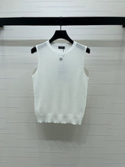 Sequined Crew Neck Knit vest