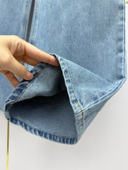 Back pocket rhinestone jeans