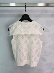 White knit vest