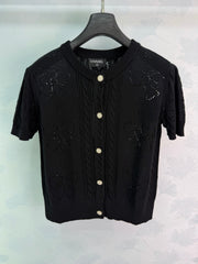 Short-sleeved knit cardigan