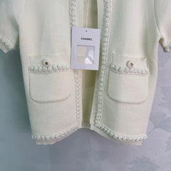White Short-Sleeved Jacket