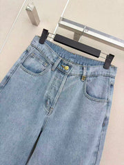 High-waisted wide-leg jeans