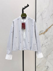 Loose-fit striped shirt with a classic collar