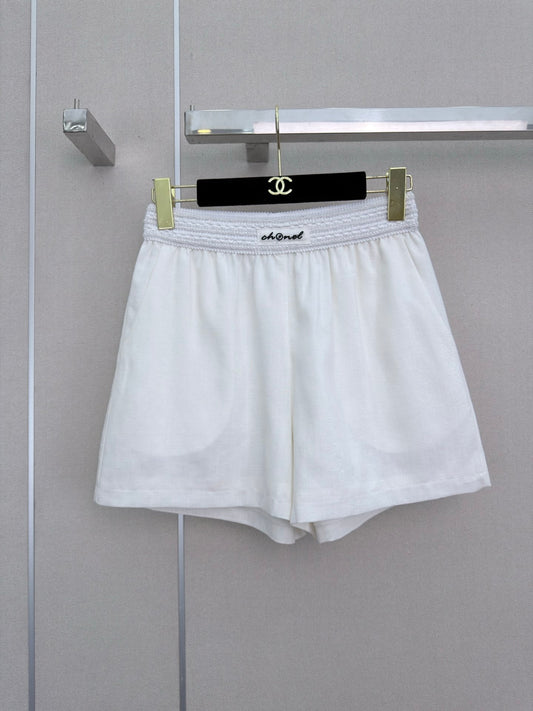 Elastic-waist shorts