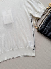 Short-sleeved knit top
