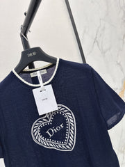Short-Sleeved Knit Top with Heart Embroidery