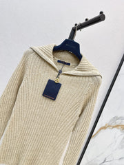 Slim-fit base layer with a wide fold-over collar