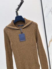Slim-fit base layer with a wide fold-over collar