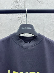 Tape letter short sleeves