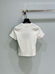 Lightweight and slimming round neck short-sleeved knitwear
