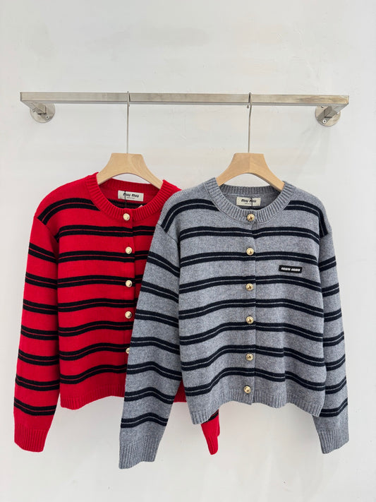 Monogram lettering crew neck knit cardigan