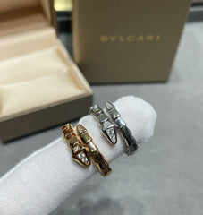 Snake head and tail ring