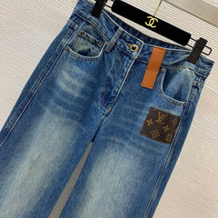 Patch pocket straight leg jeans