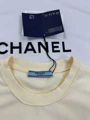 Pale yellow ribbed crew neck short-sleeved shirt