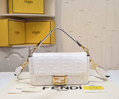 Three-dimensional textured bag