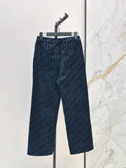 Straight-leg jeans