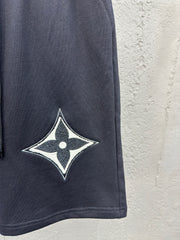 Applique four-leaf clover shorts