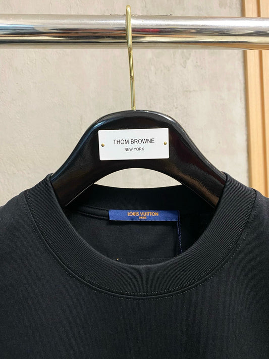 Fashionable classic round neck short sleeves