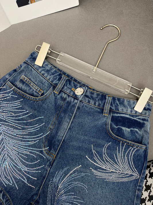 Feather pattern rhinestone shorts