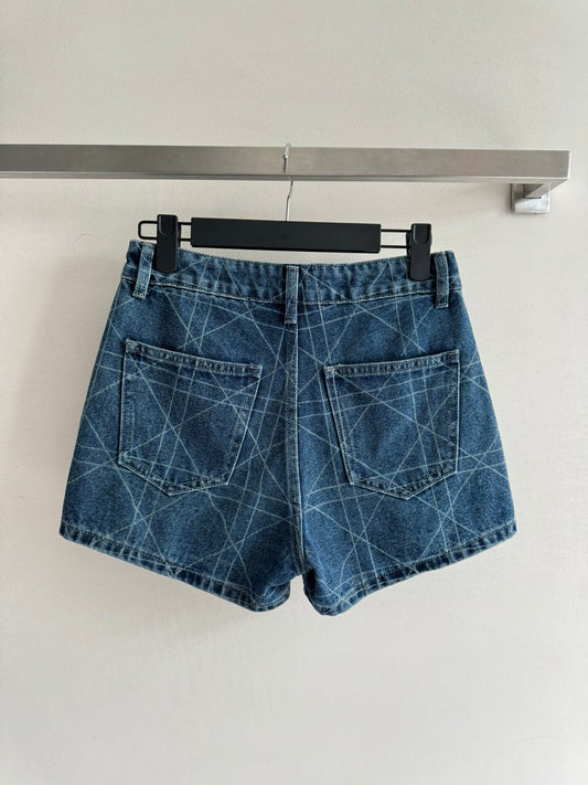 Raglan denim shorts