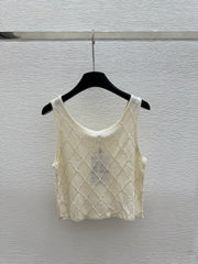 Crew neck knitted vest