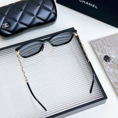 Square frame sunglasses