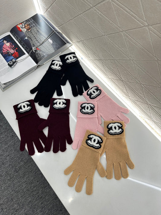Cashmere knitted Gloves