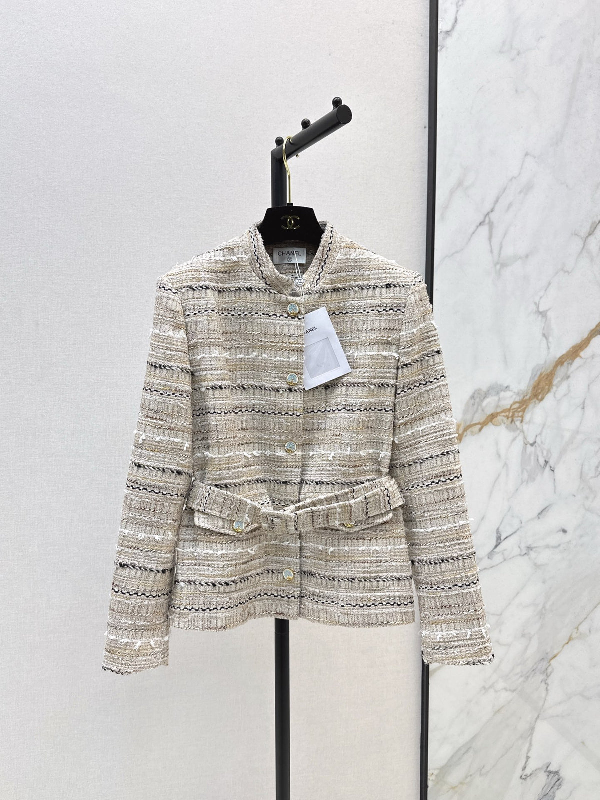 Waist-cinching woven jacket