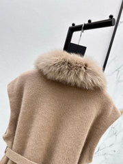 Fox fur collar vest
