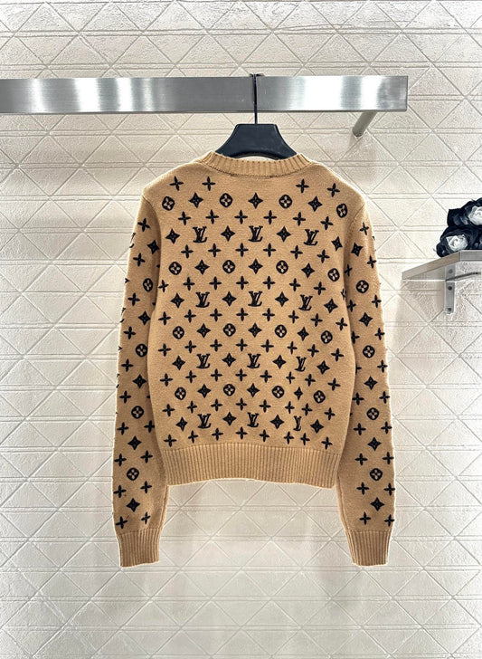 Embroidered pullover knit top