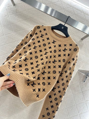 Embroidered pullover knit top