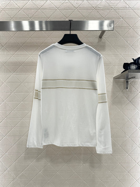 Crew-Neck Long Sleeve Embroidered Lettering sweater