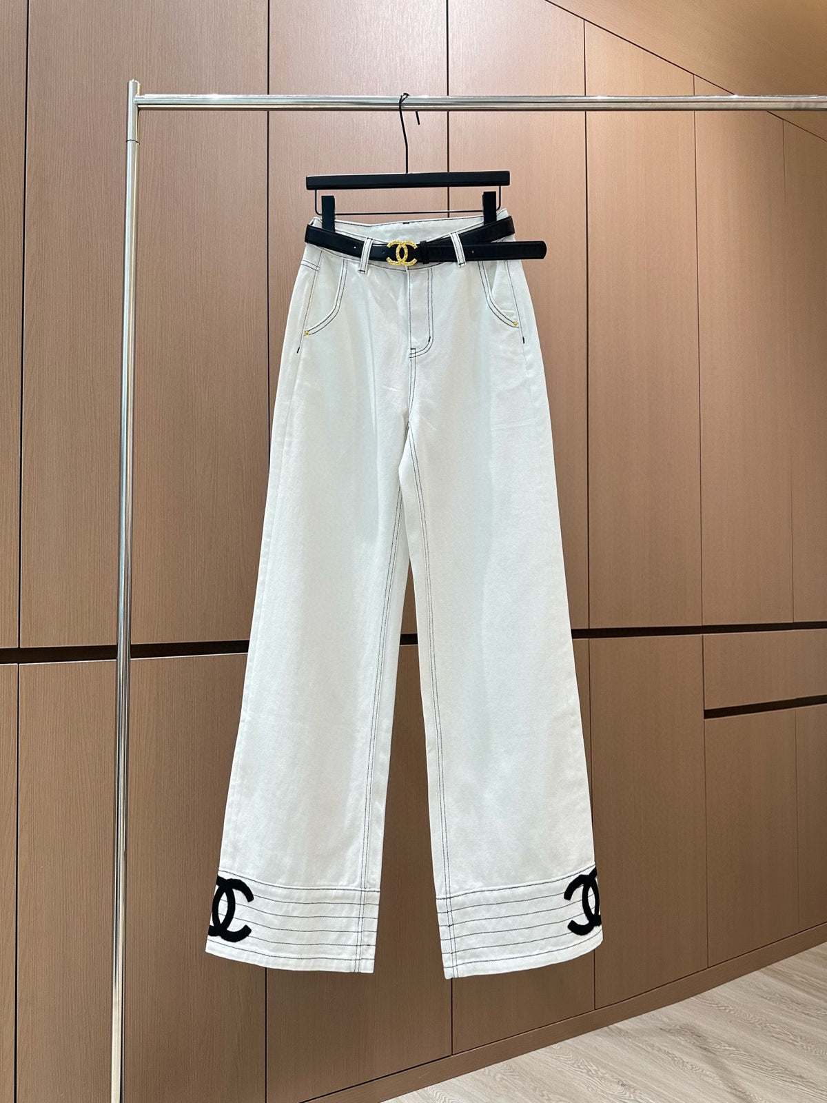 White Jeans [With Belt]