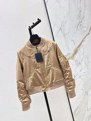 Zipper-trimmed jacket