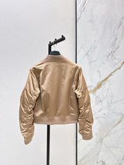 Zipper-trimmed jacket